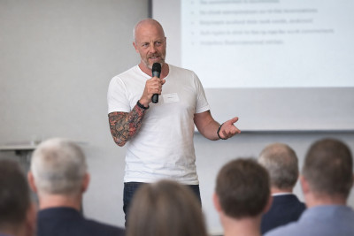 Lassen Sie uns über Ihre KI-Wünsche und Herausforderungen sprechen!